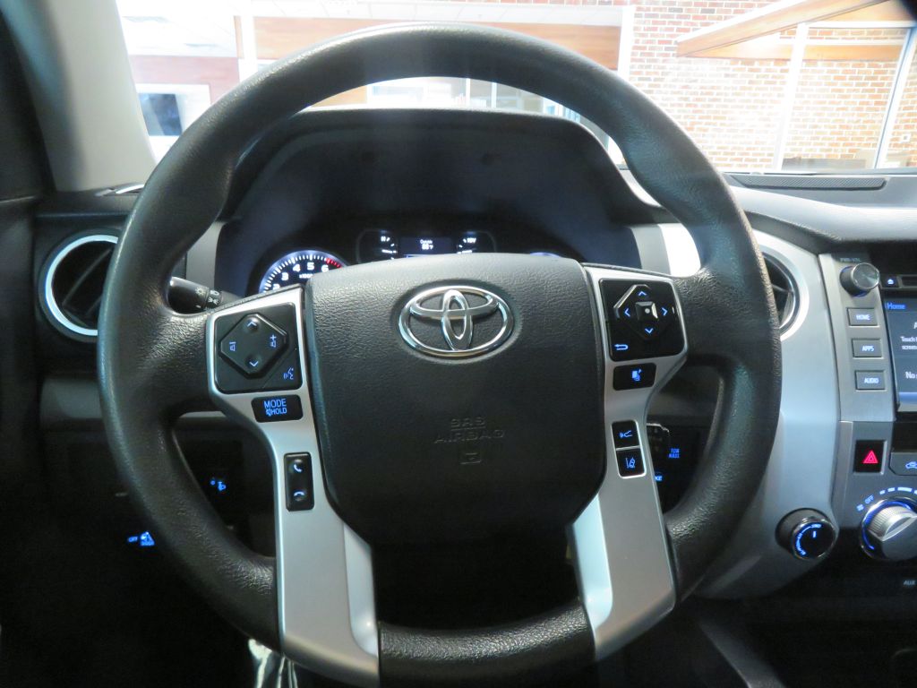 Photo 29 of this TOYOTA TUNDRA