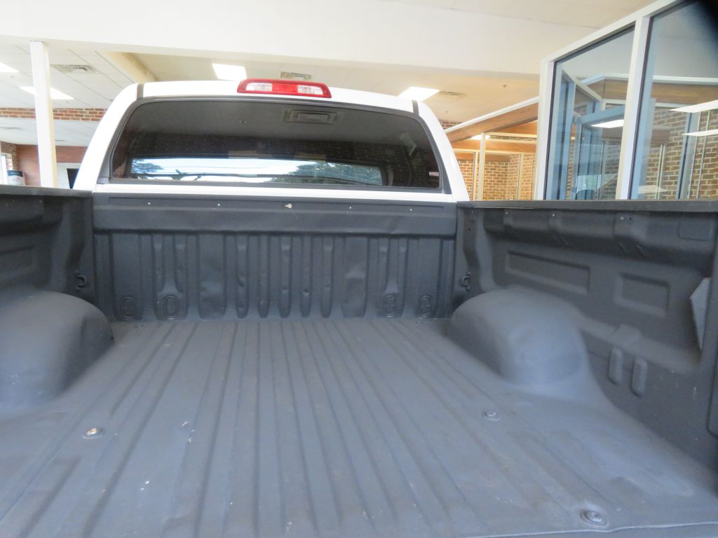 Photo 52 of this TOYOTA TUNDRA