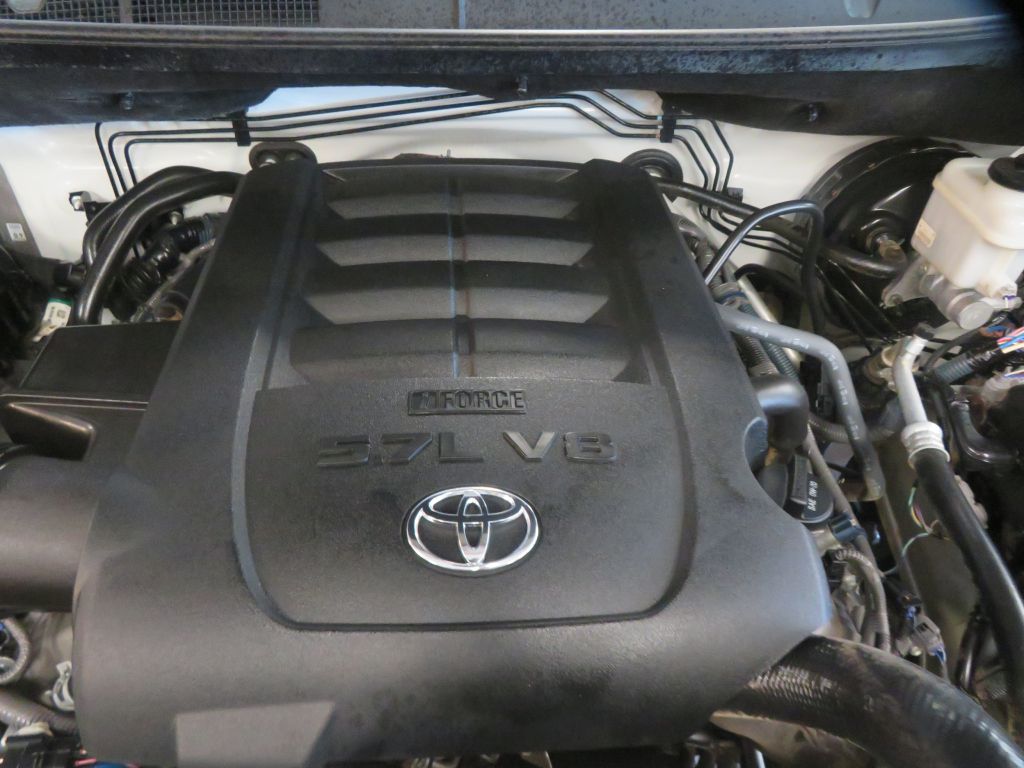 Photo 55 of this TOYOTA TUNDRA