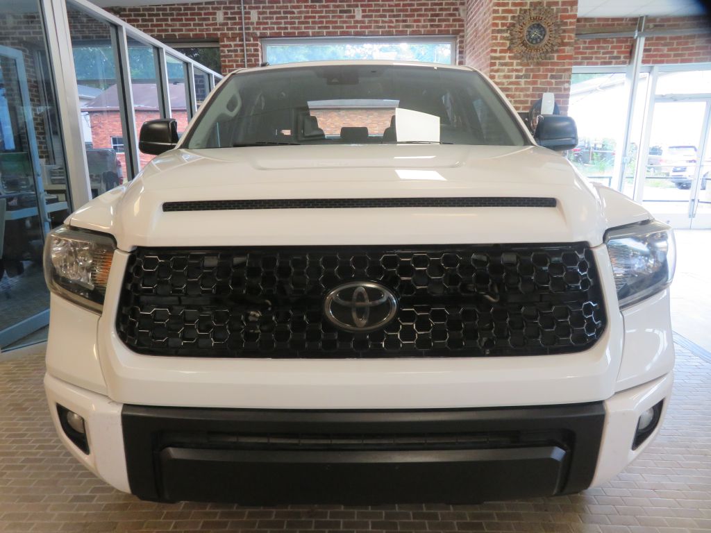 Photo 61 of this TOYOTA TUNDRA