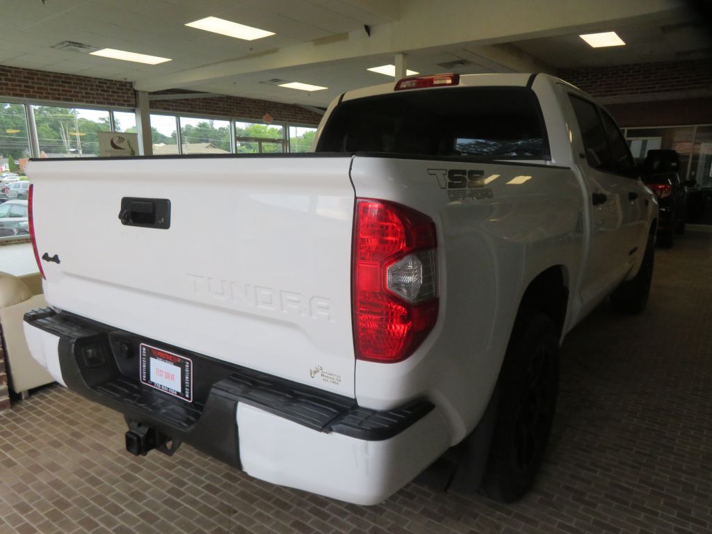 Photo 68 of this TOYOTA TUNDRA