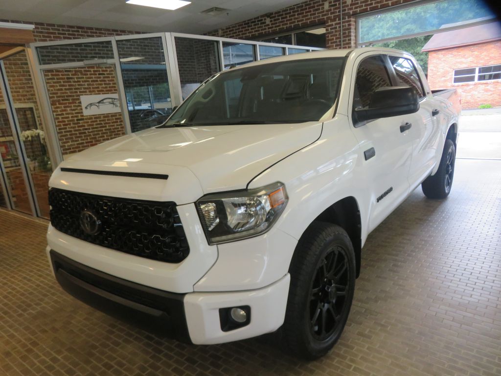 Photo 82 of this TOYOTA TUNDRA