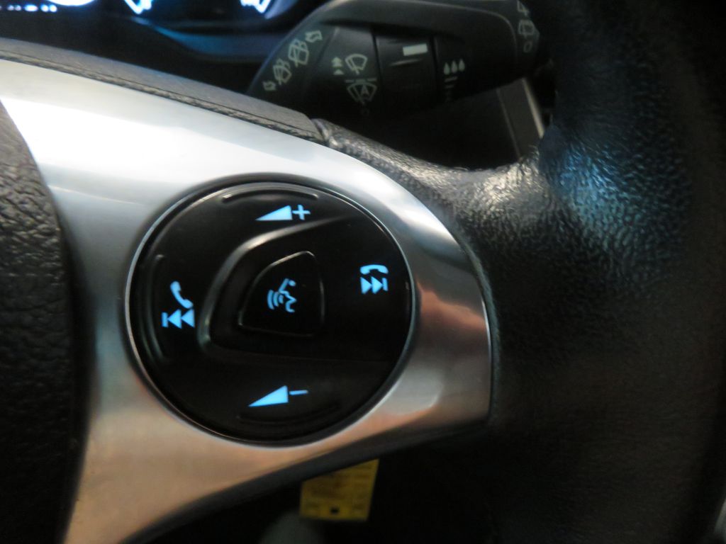 Photo 45 of this FORD TRANSIT CONNECT