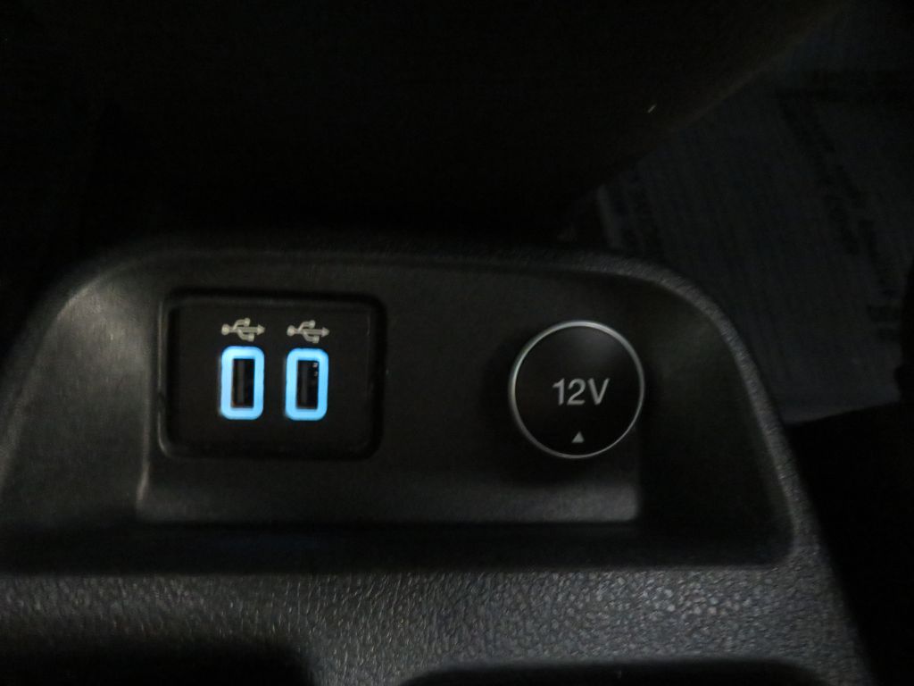 Photo 55 of this FORD TRANSIT CONNECT