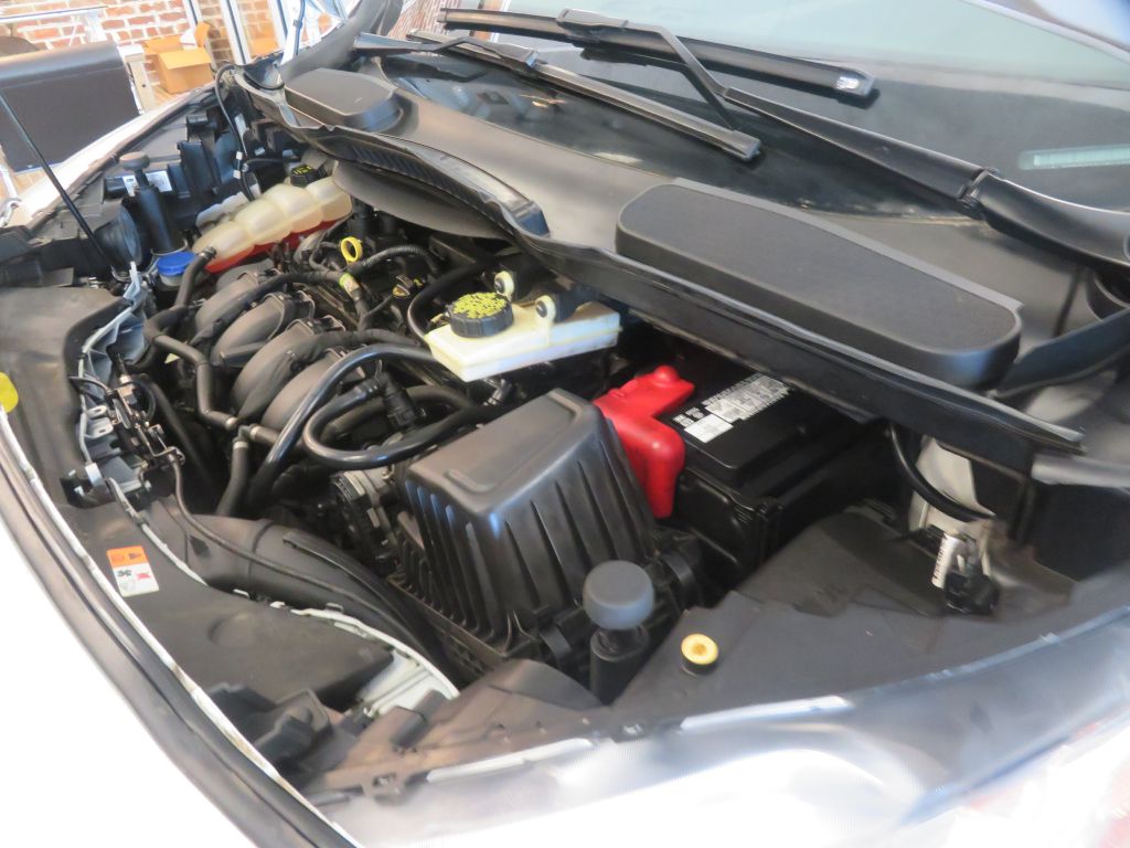Photo 64 of this FORD TRANSIT CONNECT