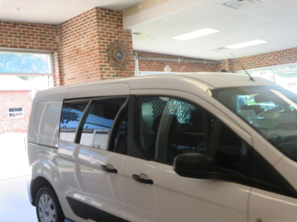 Photo 69 of this FORD TRANSIT CONNECT