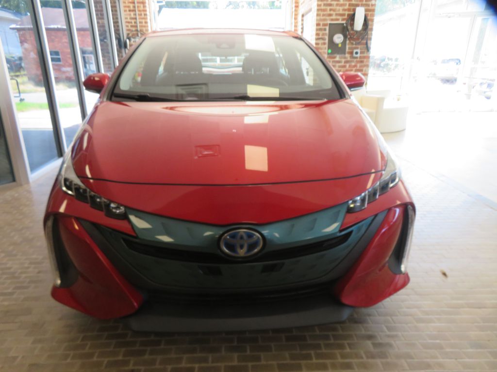 Photo 2 of this TOYOTA PRIUS PRIME