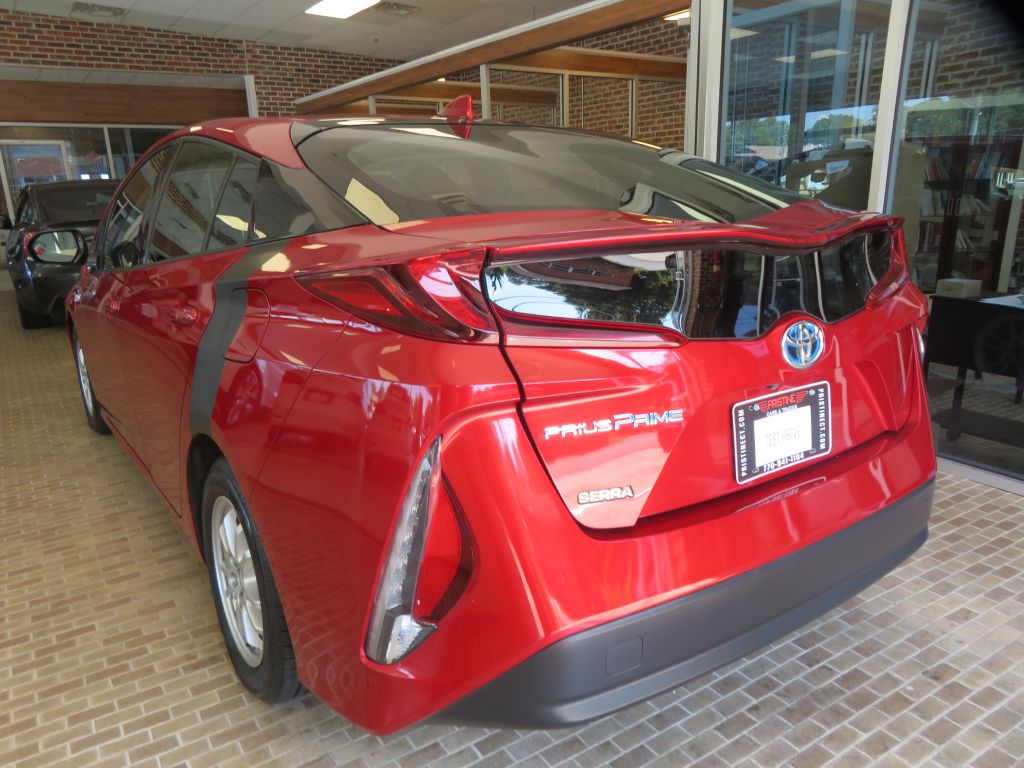 Photo 6 of this TOYOTA PRIUS PRIME