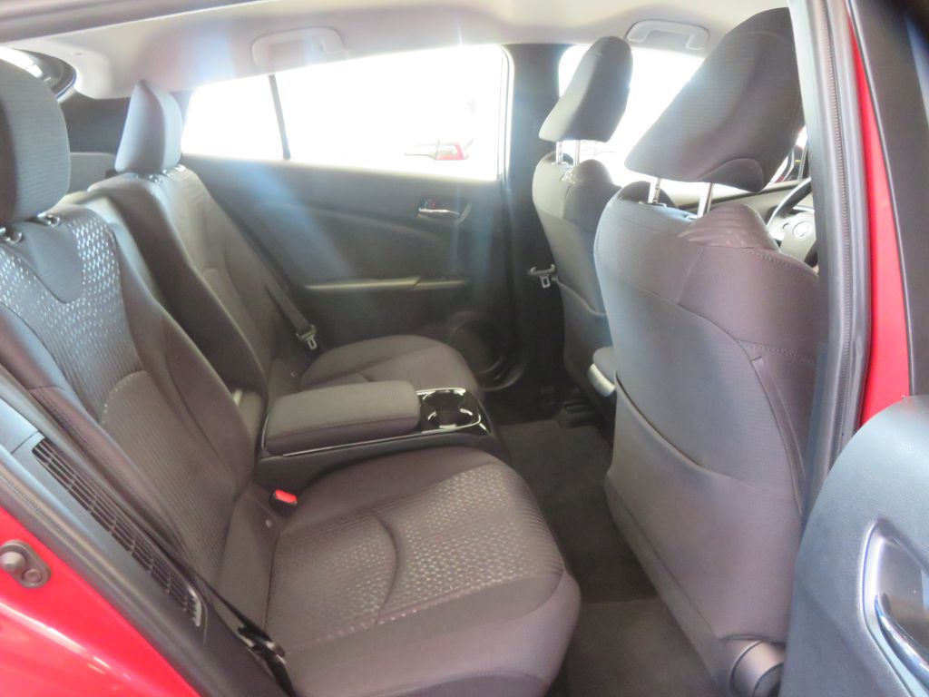 Photo 22 of this TOYOTA PRIUS PRIME