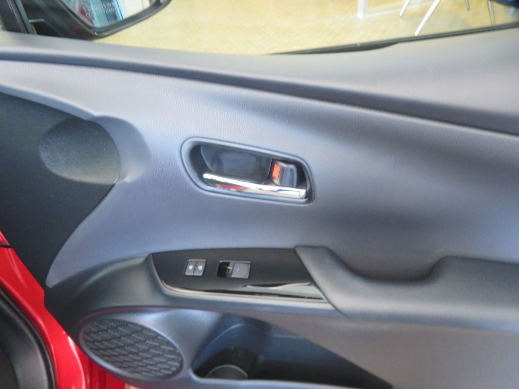 Photo 24 of this TOYOTA PRIUS PRIME