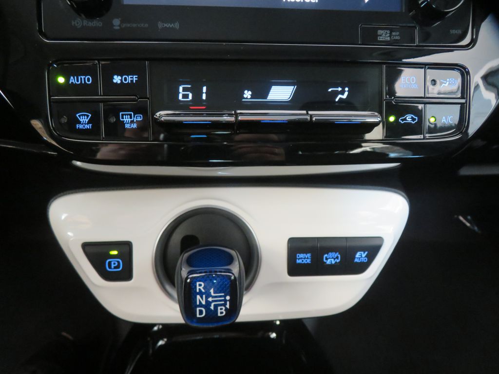 Photo 36 of this TOYOTA PRIUS PRIME