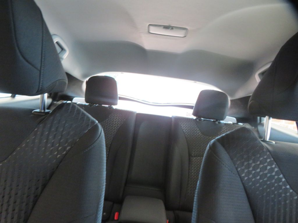 Photo 40 of this TOYOTA PRIUS PRIME