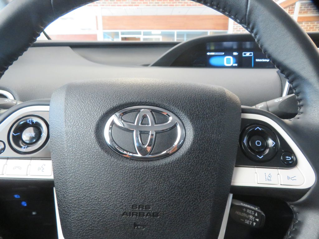Photo 46 of this TOYOTA PRIUS PRIME