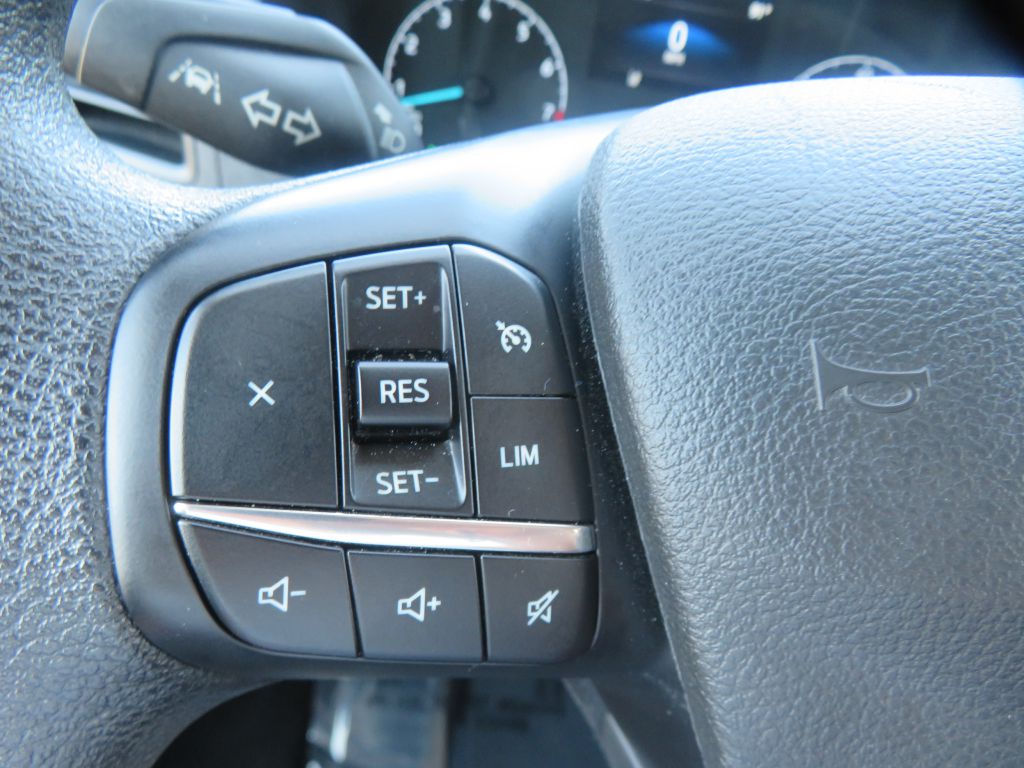 Photo 35 of this FORD TRANSIT 15 pass