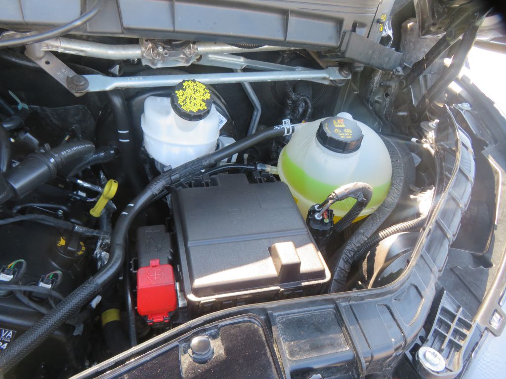 Photo 53 of this FORD TRANSIT 15 pass