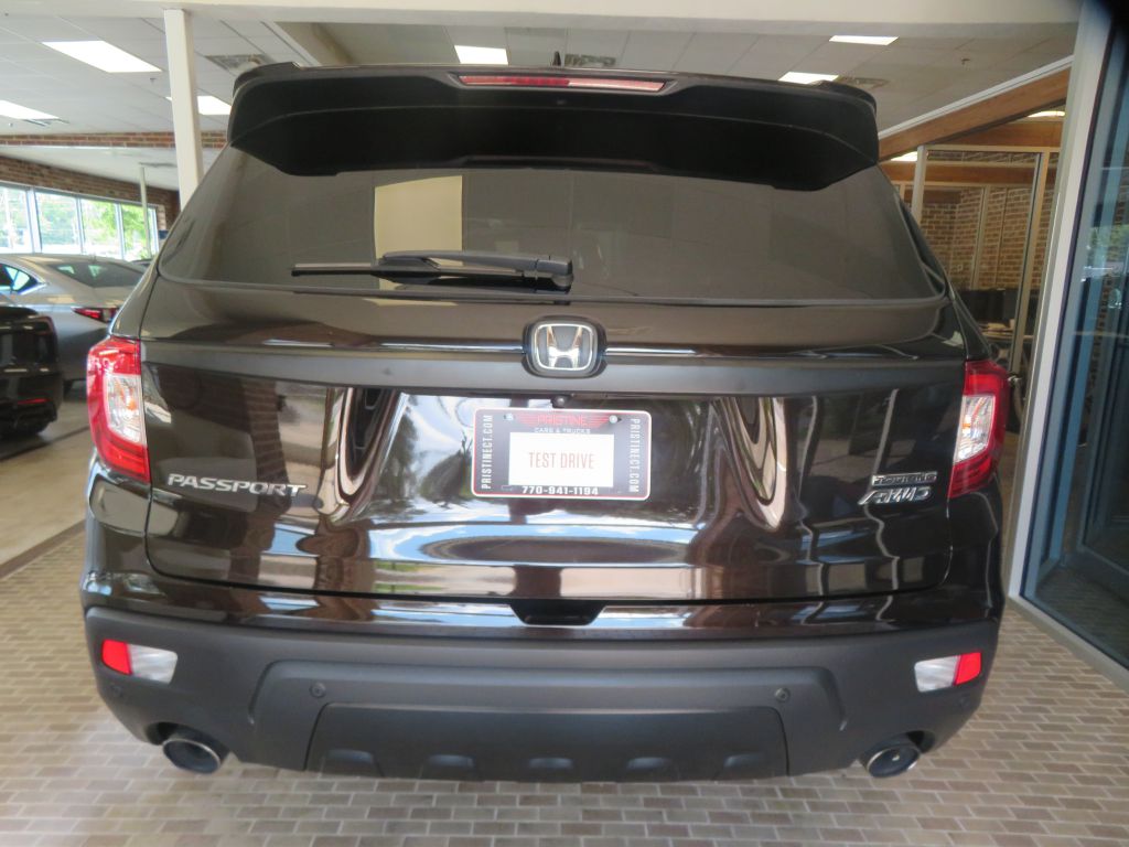 Photo 5 of this HONDA PASSPORT
