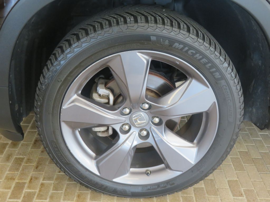 Photo 7 of this HONDA PASSPORT