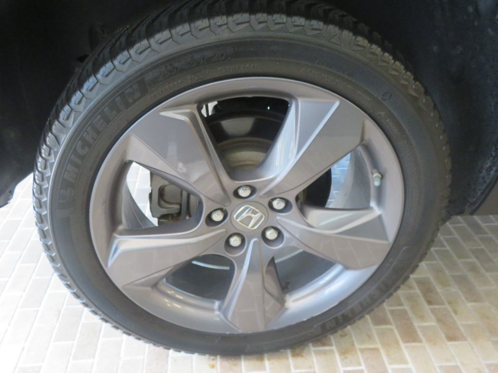 Photo 9 of this HONDA PASSPORT