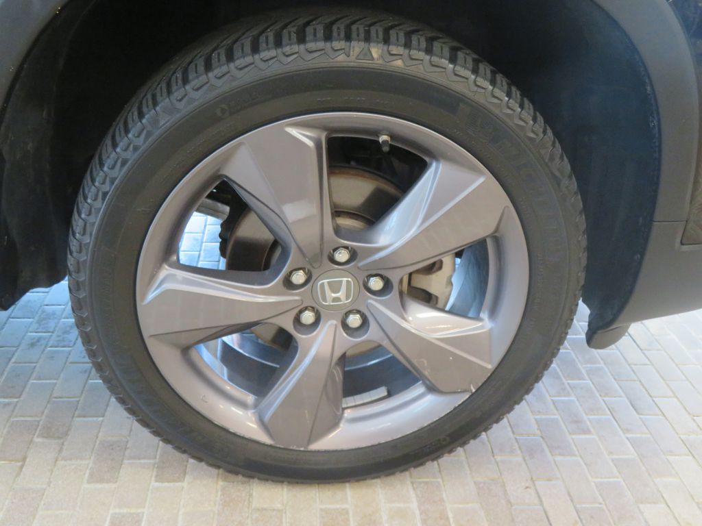 Photo 10 of this HONDA PASSPORT