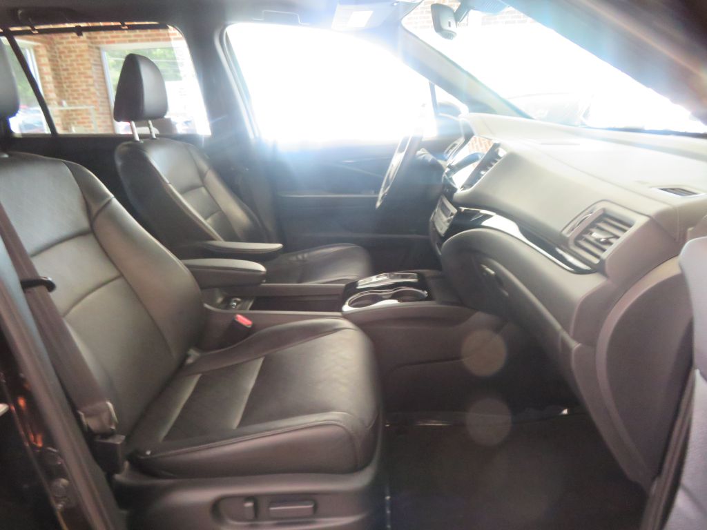 Photo 26 of this HONDA PASSPORT