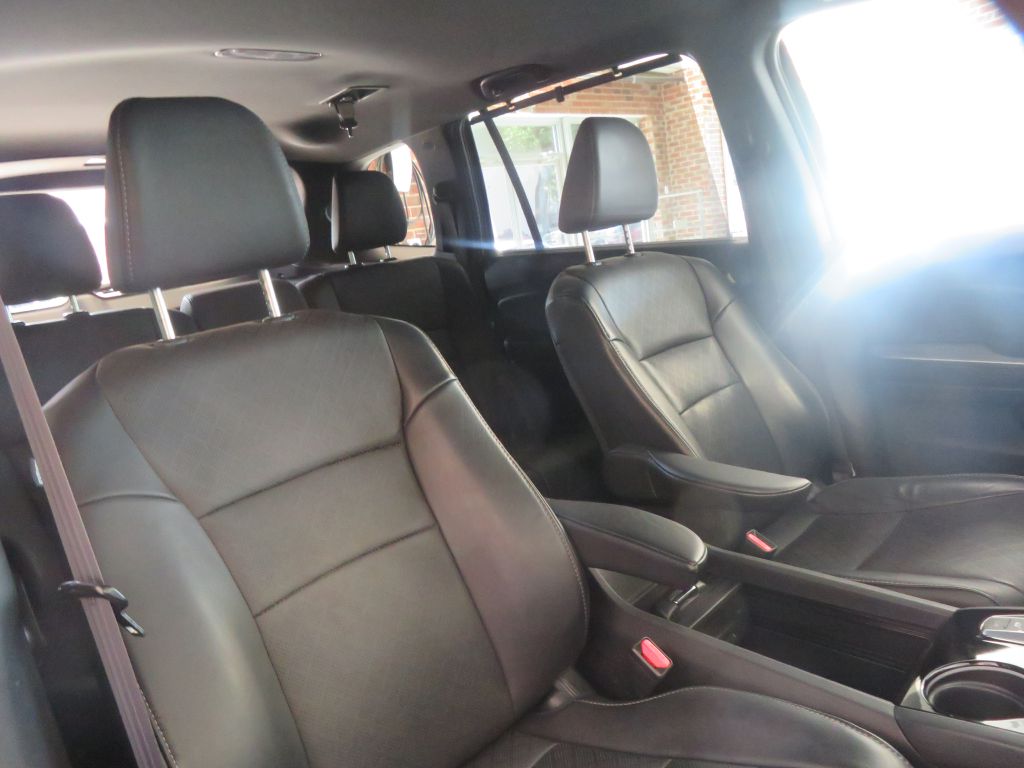 Photo 28 of this HONDA PASSPORT