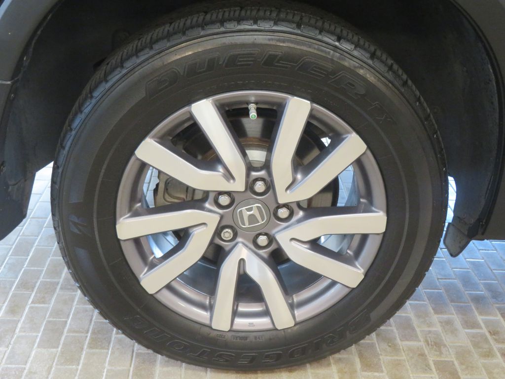 Photo 9 of this HONDA PILOT