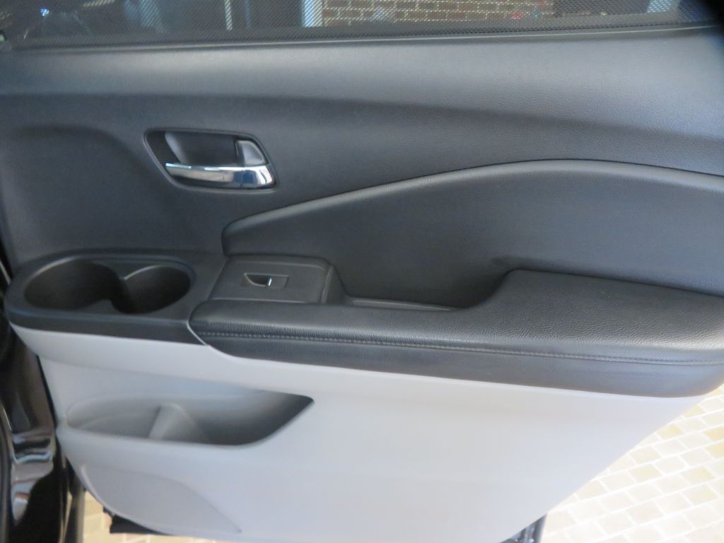 Photo 24 of this HONDA PILOT