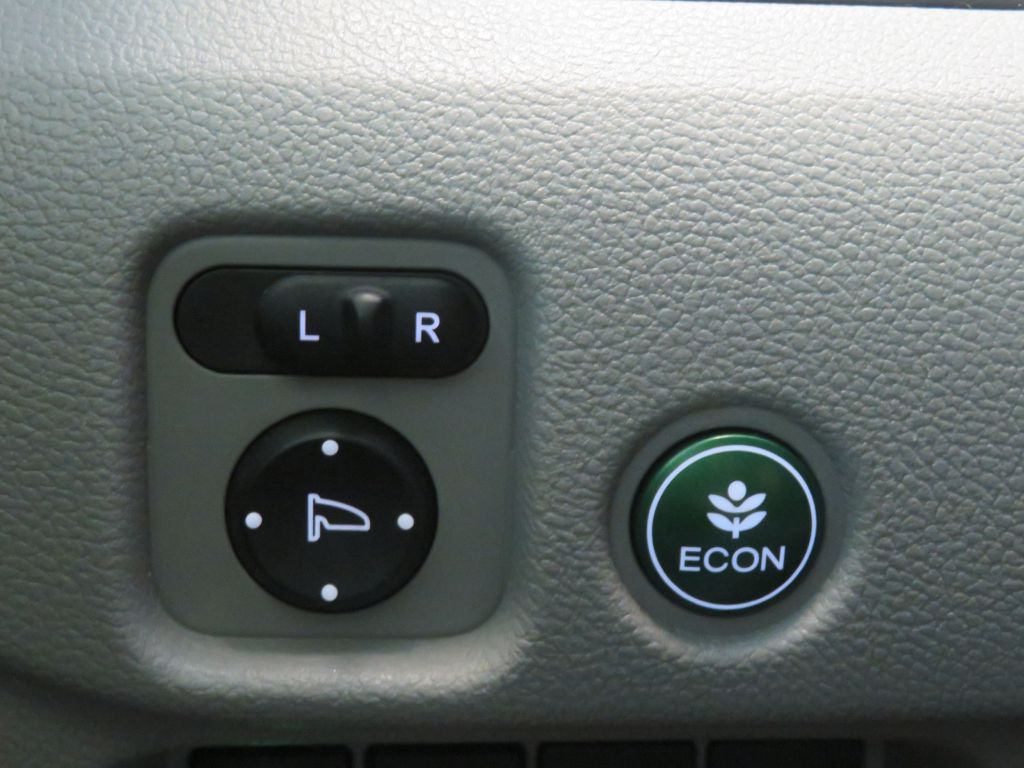 Photo 41 of this HONDA PILOT