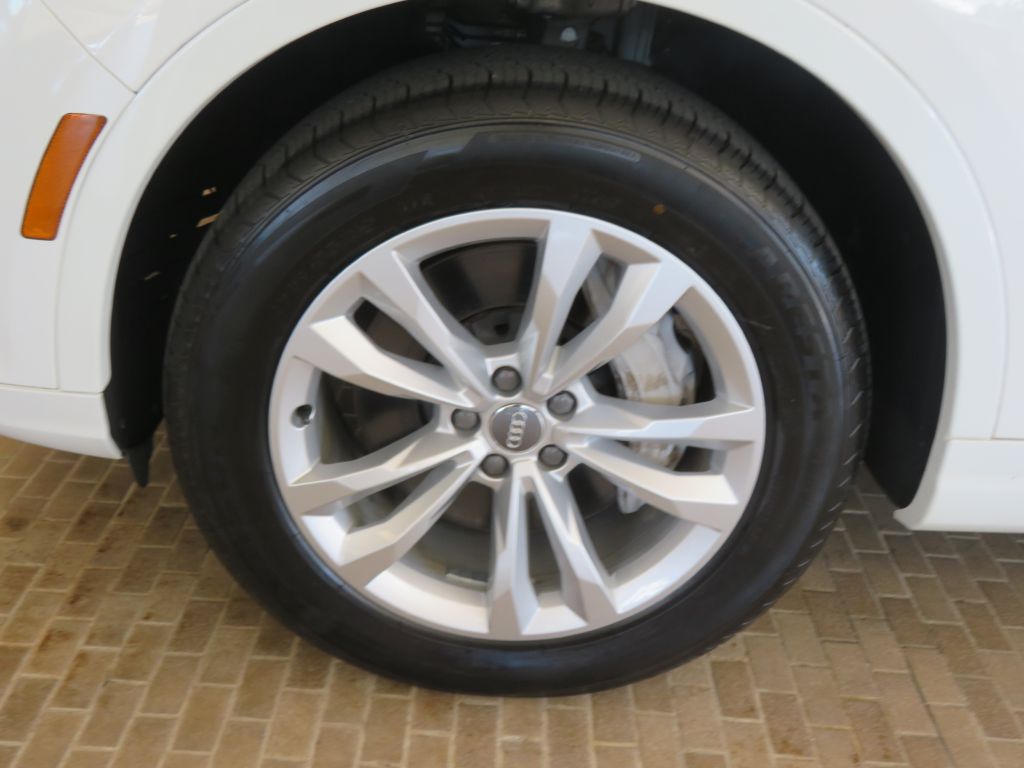 Photo 7 of this AUDI Q7