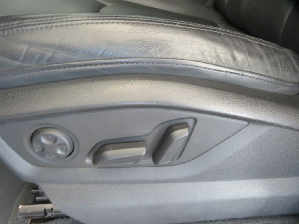 Photo 16 of this AUDI Q7