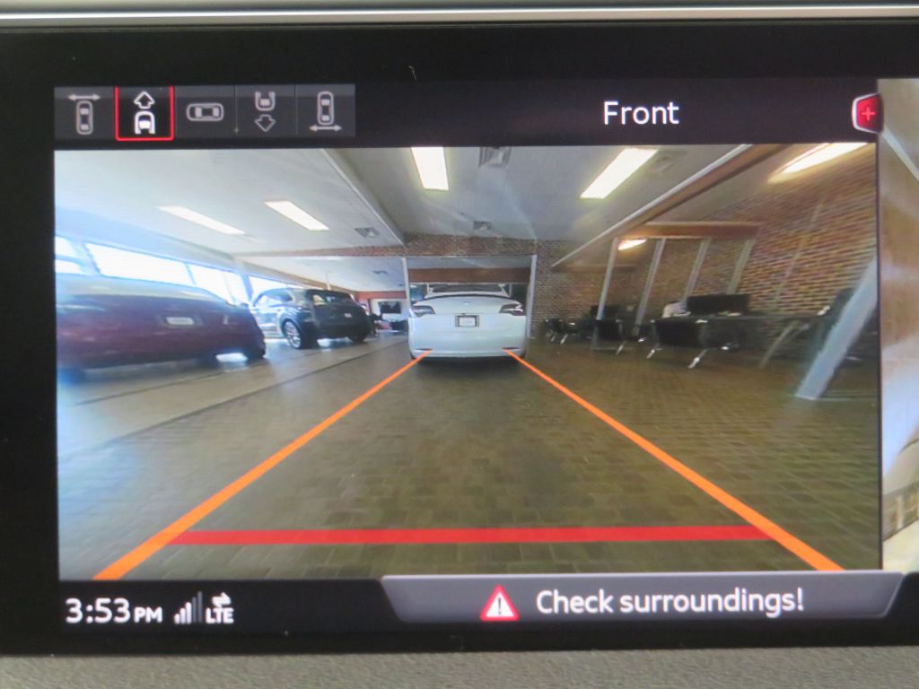 Photo 42 of this AUDI Q7