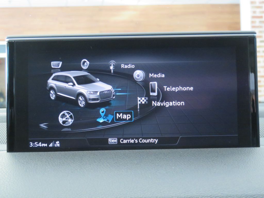Photo 43 of this AUDI Q7