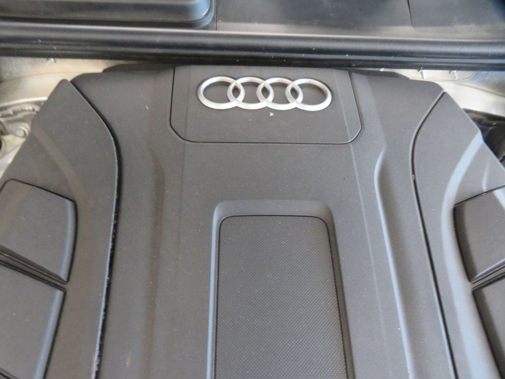 Photo 61 of this AUDI Q7
