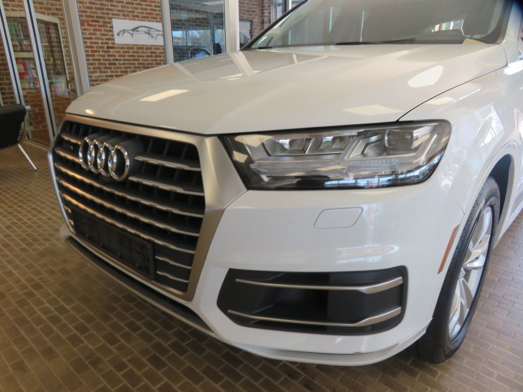 Photo 66 of this AUDI Q7