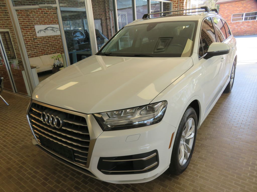 Photo 78 of this AUDI Q7