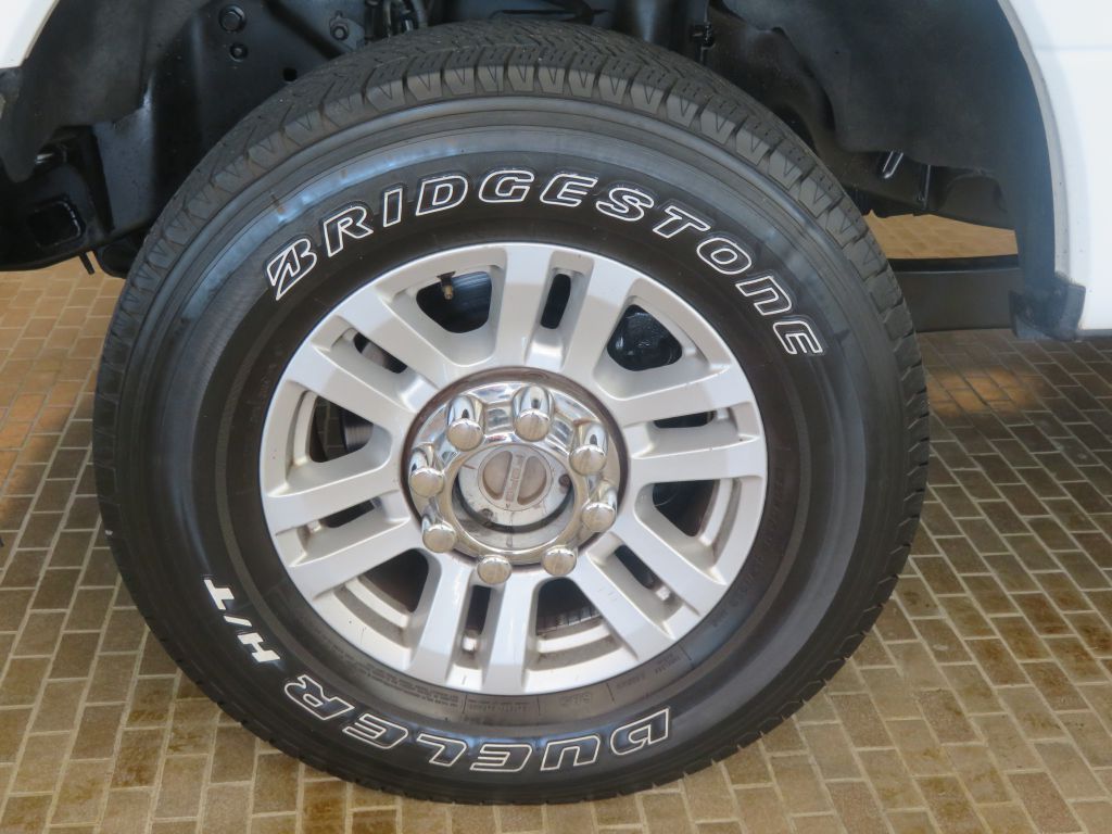 Photo 7 of this FORD F250 XLT