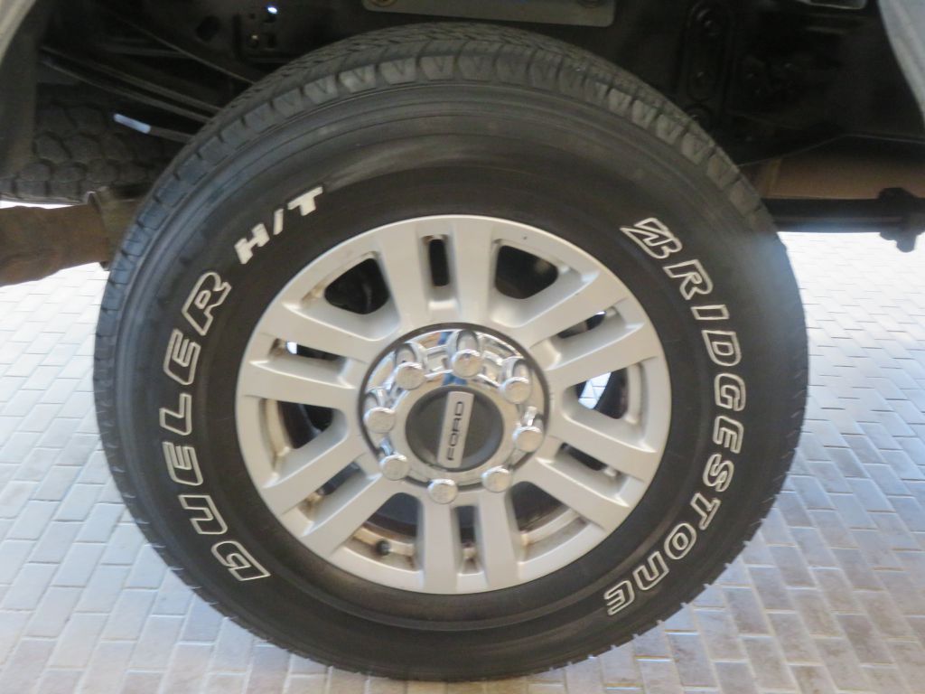 Photo 9 of this FORD F250 XLT