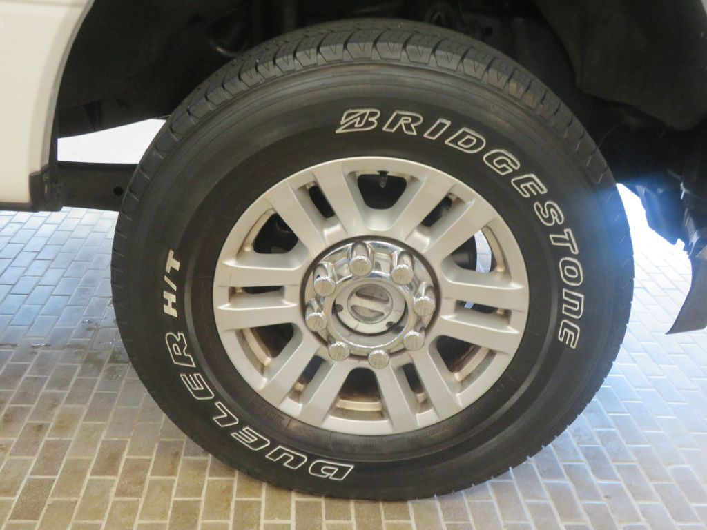 Photo 10 of this FORD F250 XLT