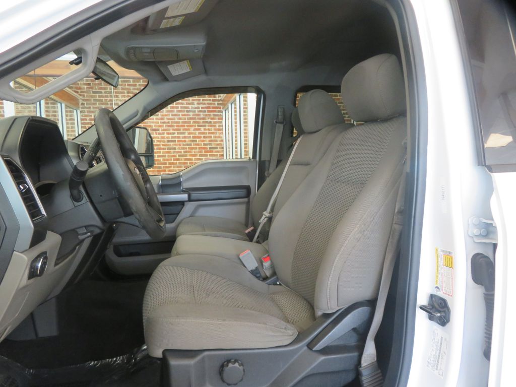 Photo 15 of this FORD F250 XLT
