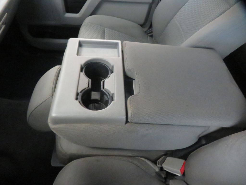 Photo 43 of this FORD F250 XLT