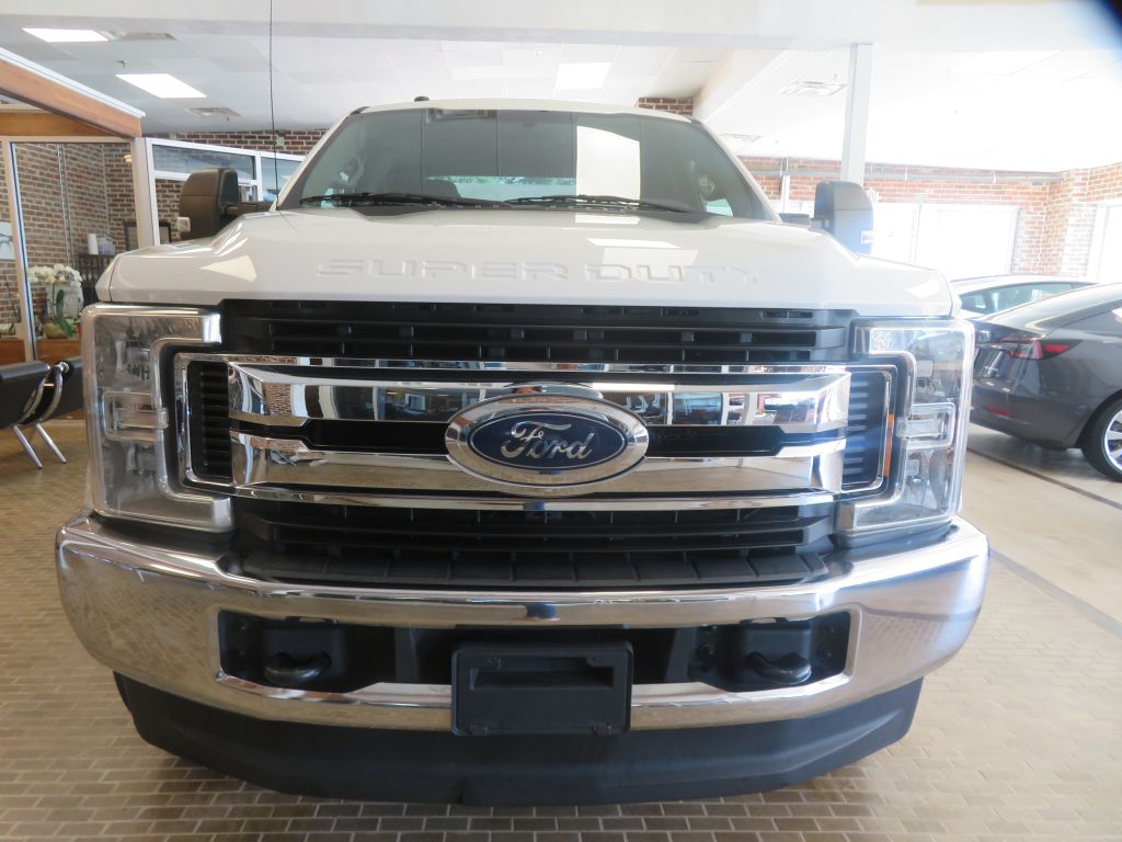 Photo 55 of this FORD F250 XLT