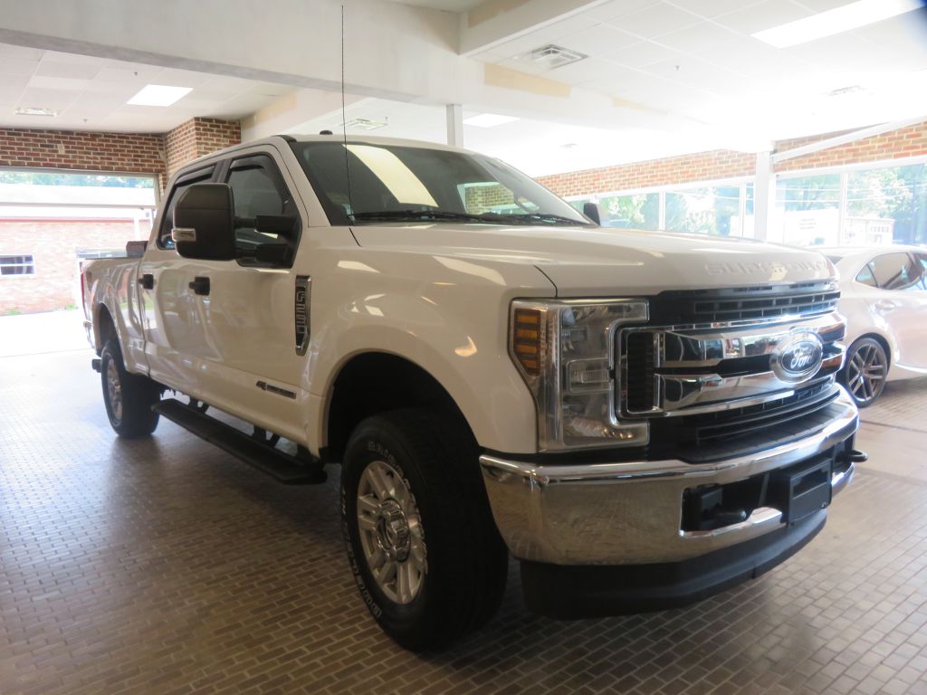 Photo 57 of this FORD F250 XLT