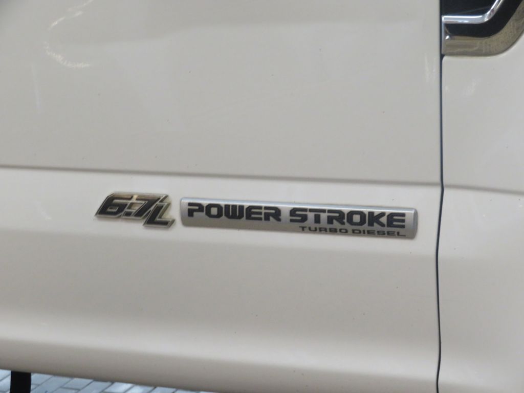 Photo 61 of this FORD F250 XLT