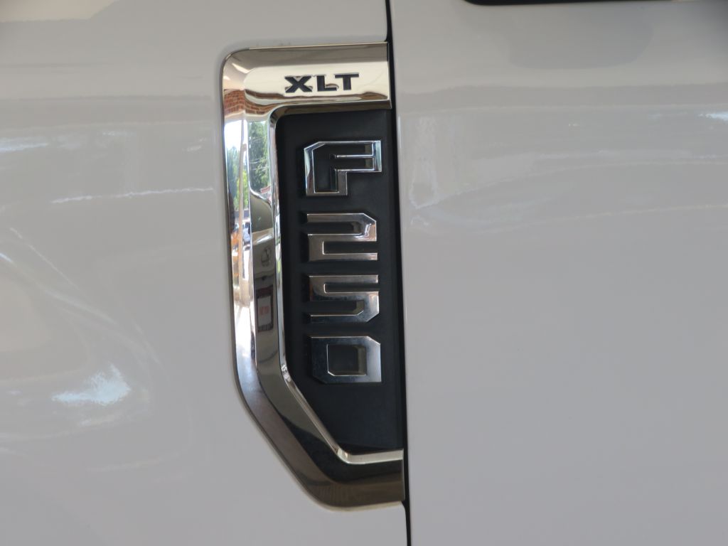Photo 79 of this FORD F250 XLT