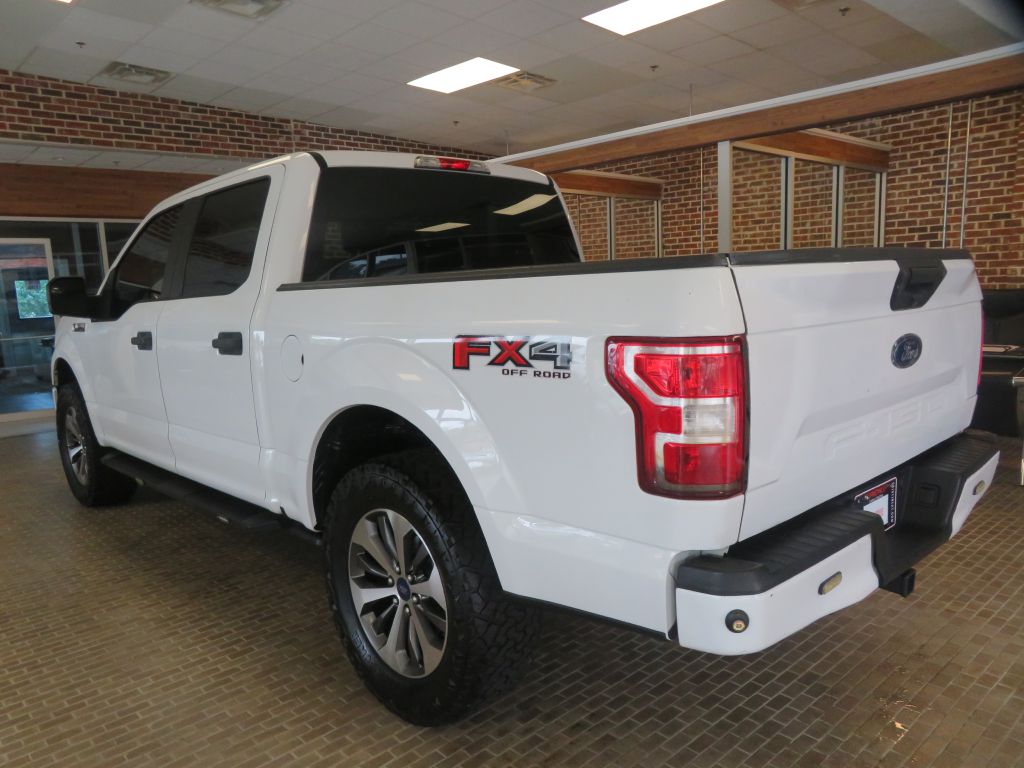 Photo 6 of this FORD F150