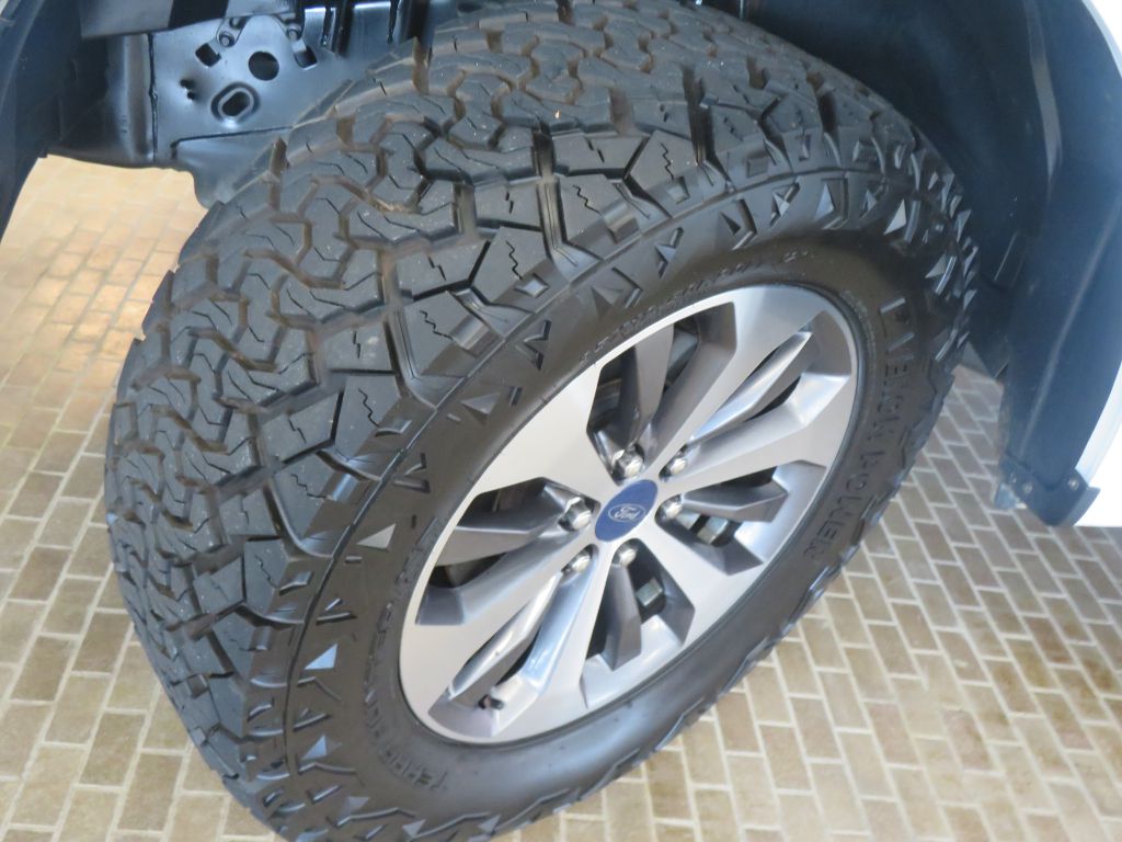 Photo 11 of this FORD F150