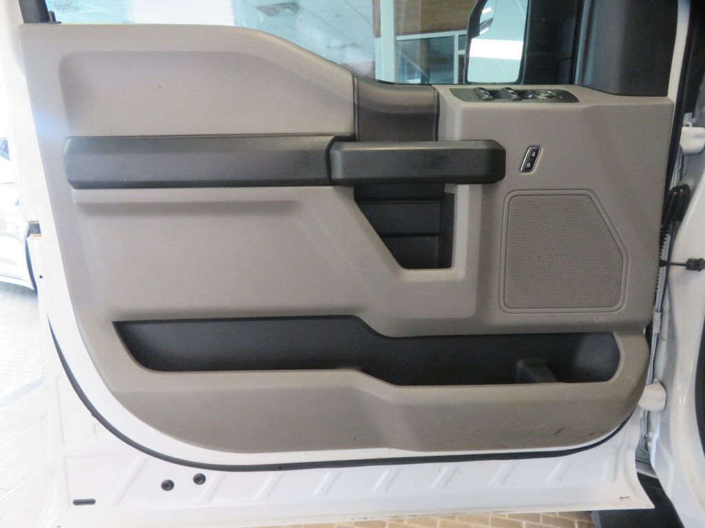 Photo 13 of this FORD F150