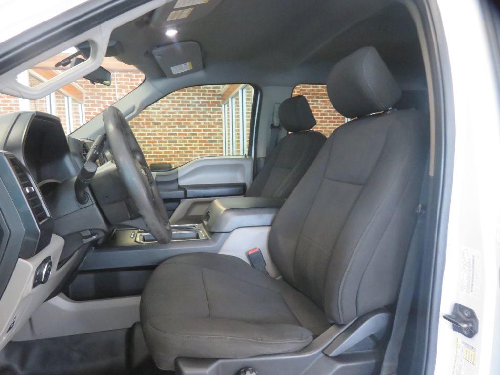 Photo 15 of this FORD F150