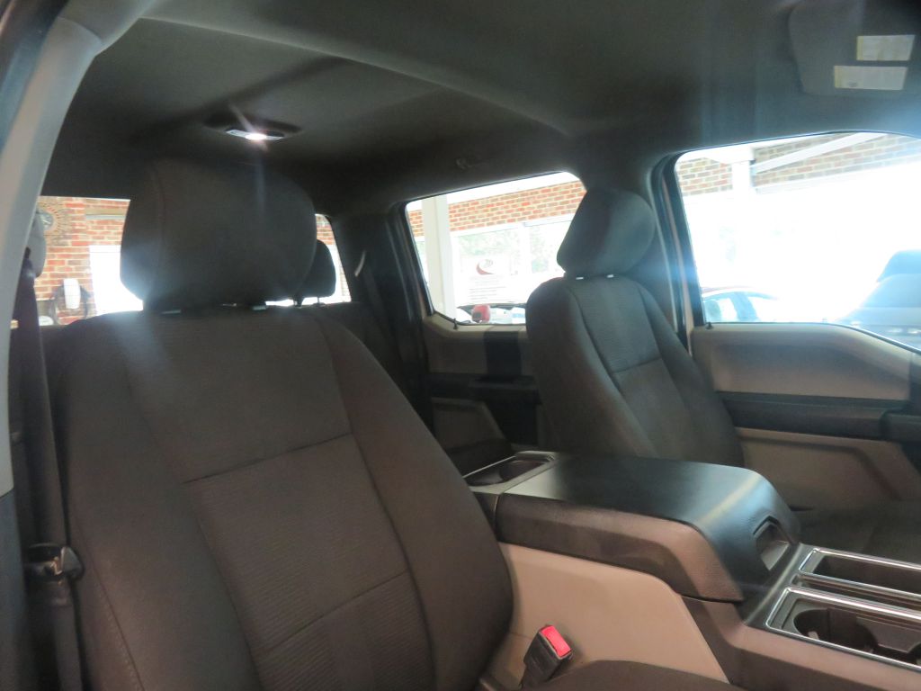 Photo 27 of this FORD F150