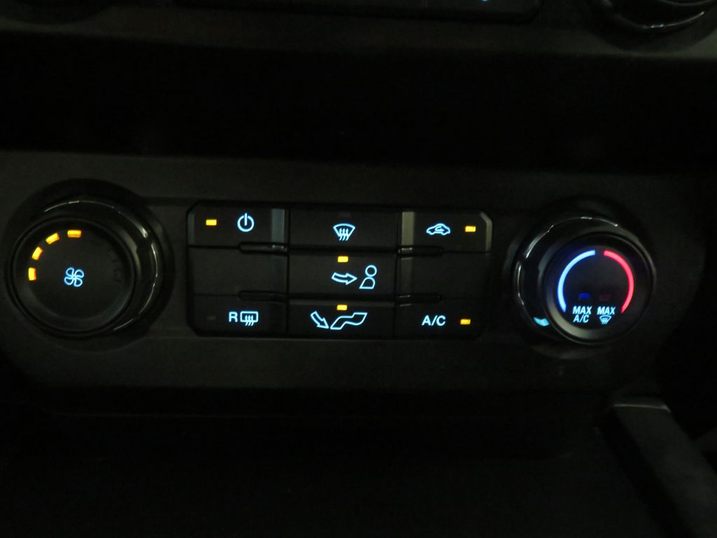 Photo 40 of this FORD F150